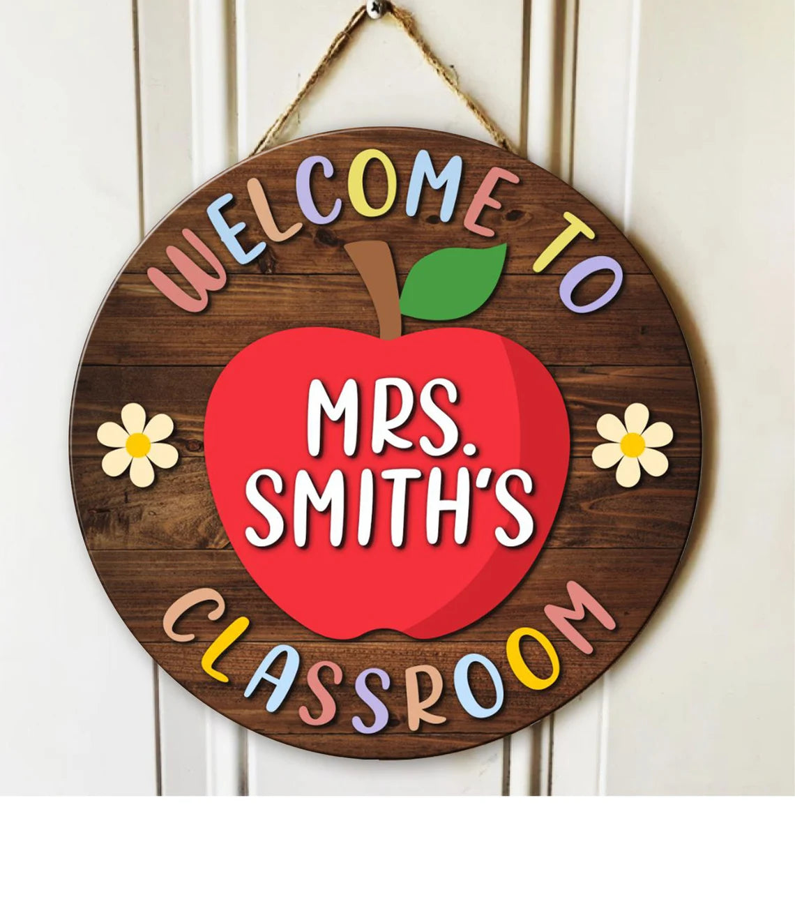 Personalized Apple Classroom Door Sign – Welcome Back to School Teacher Gift