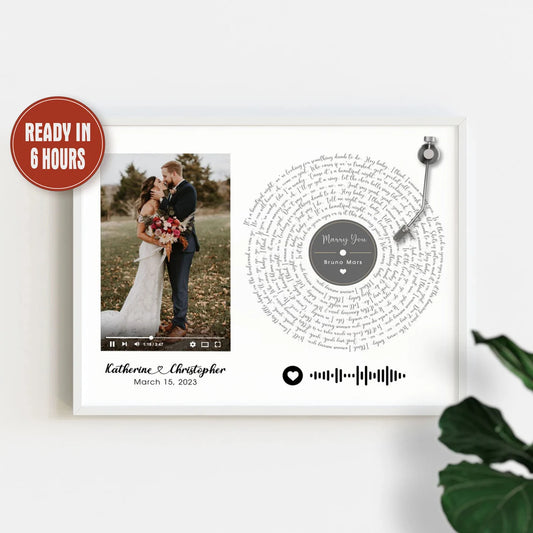 Custom Vinyl Record Style Song Lyrics Wall Art – Personalized Wedding Photo Print